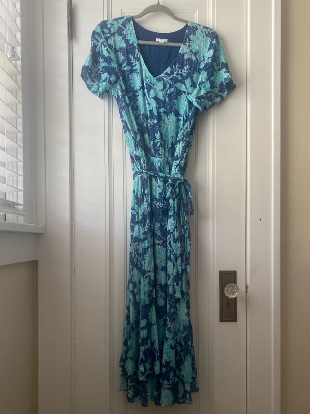 J Jill bold floral maxi dress blue & turquoise stretch and ruffles L